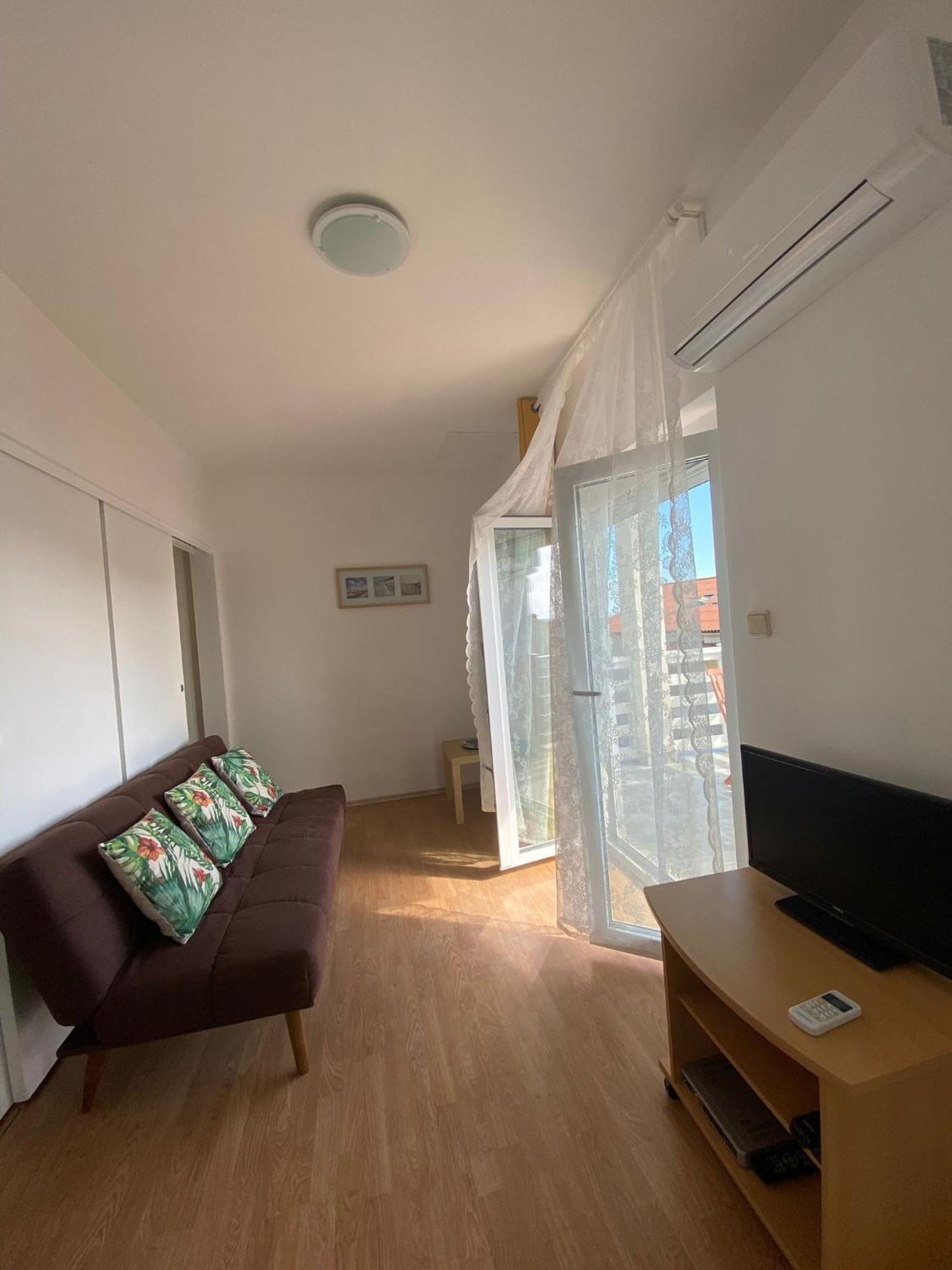 Apartments Olea 라브 외부 사진
