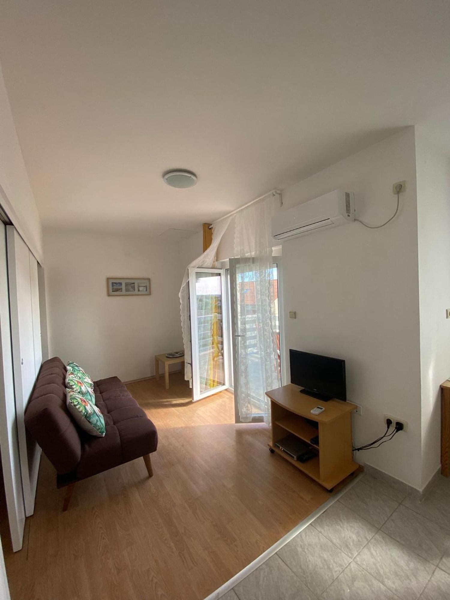 Apartments Olea 라브 외부 사진