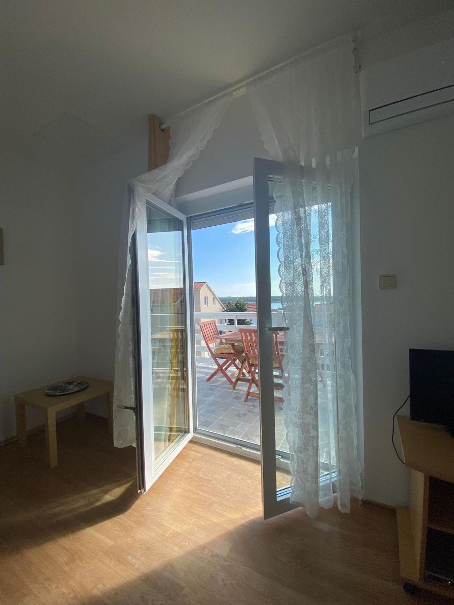 Apartments Olea 라브 외부 사진