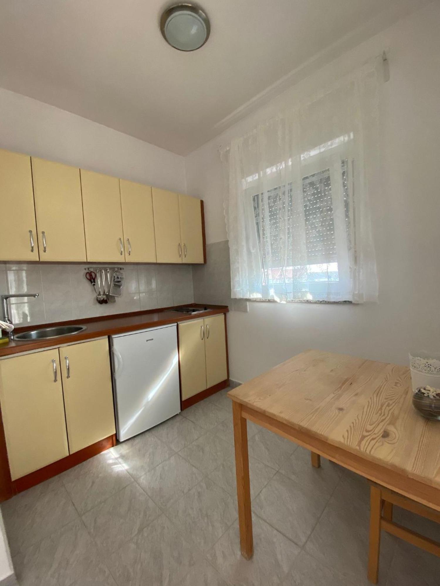 Apartments Olea 라브 외부 사진